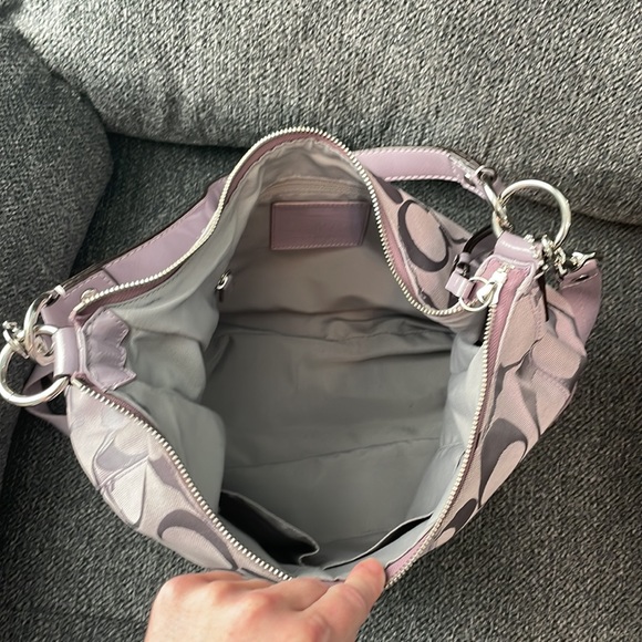 Coach Signature Hobo bag - Picture 2 of 4